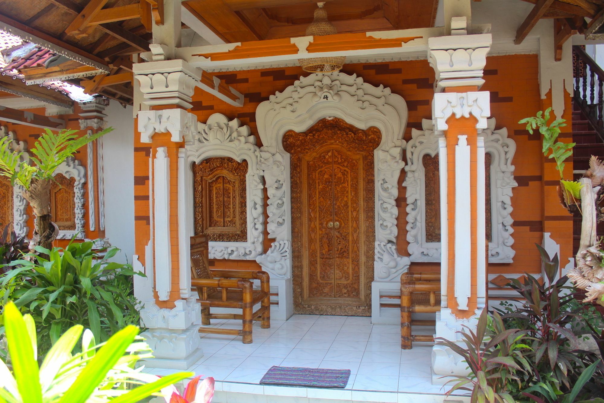 Lovina Palace ภายนอก รูปภาพ